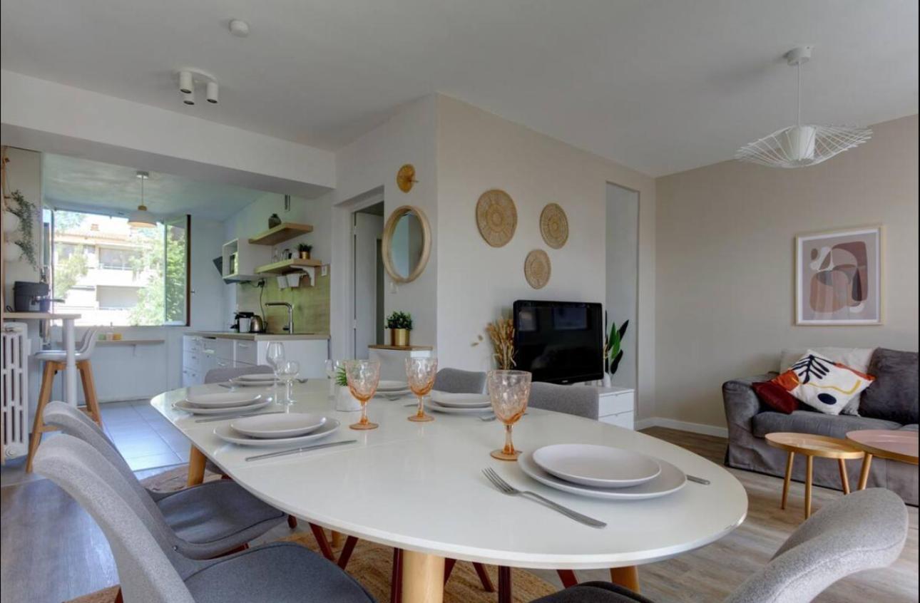 Le Smile - 3 Bedrooms - 8Pers - Parking - Centre Gare มงต์เปอลิเยร์ ภายนอก รูปภาพ